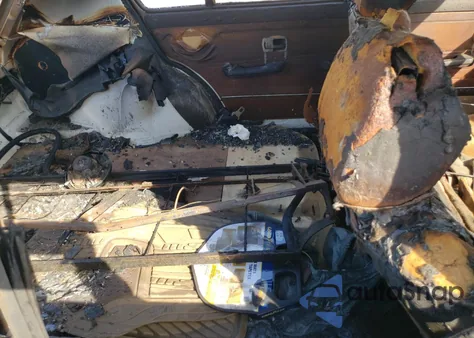 1978 Volkswagen Rabbit из США, поврежденный, VIN 1783383835